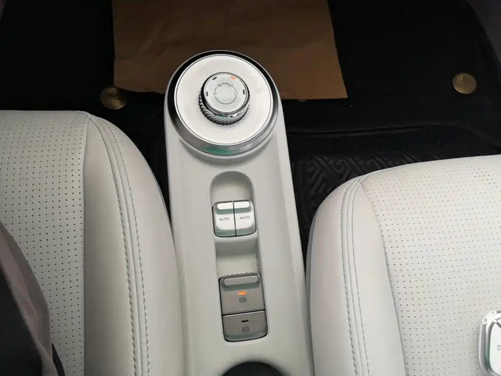 Wuling Motors Wuling Air ev 2023 2023 4-Seat Advanced Edition