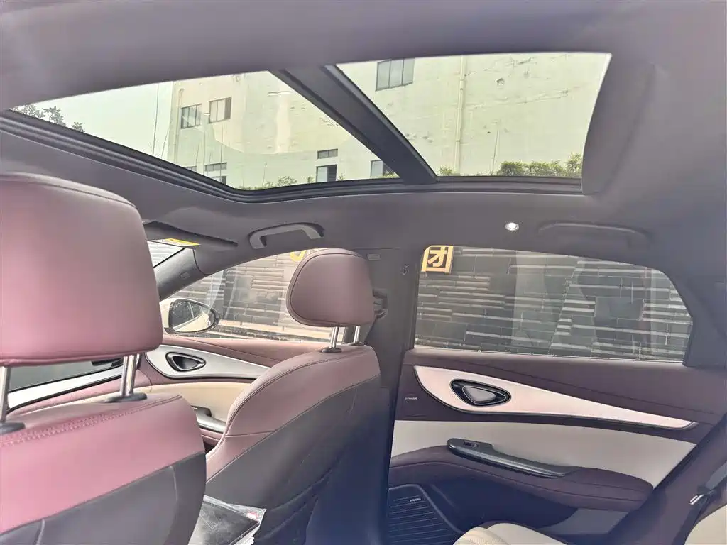 BYD Seal 07 DM-i 2025 Smart Drive Edition DM-i 1.5L 125km Premium фото 8