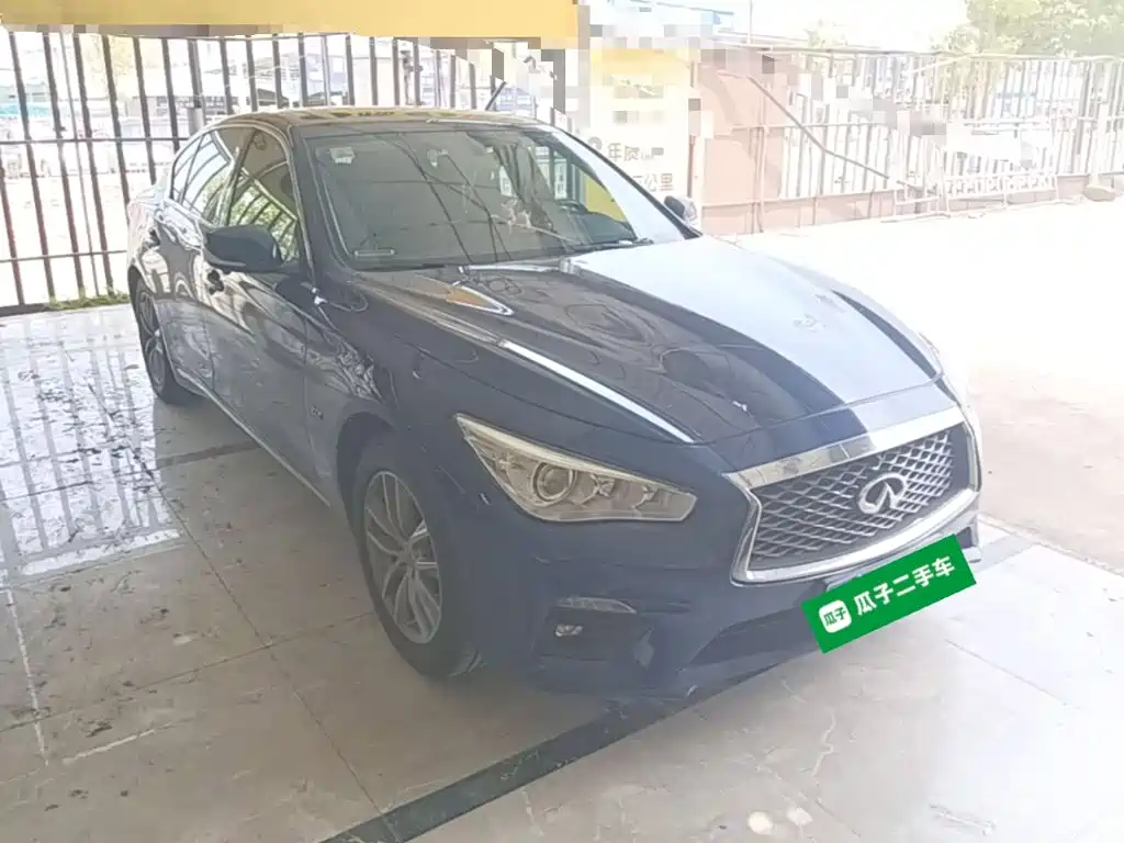 Фото 4 - Infiniti Q50L