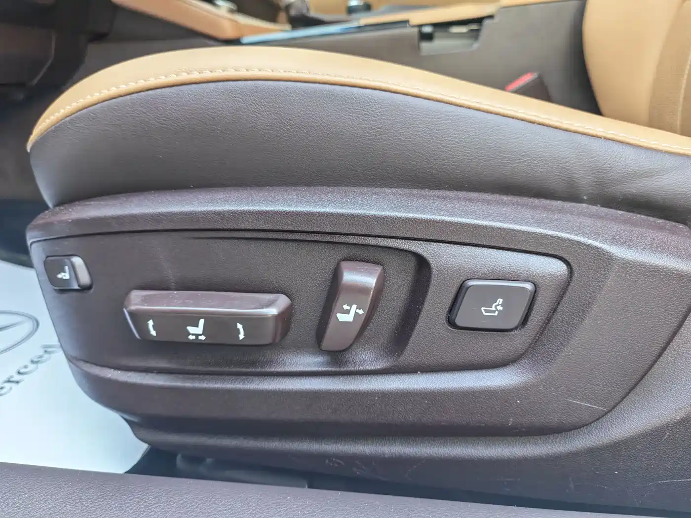 Lexus ES 2015 300h Comfort Edition фото 9