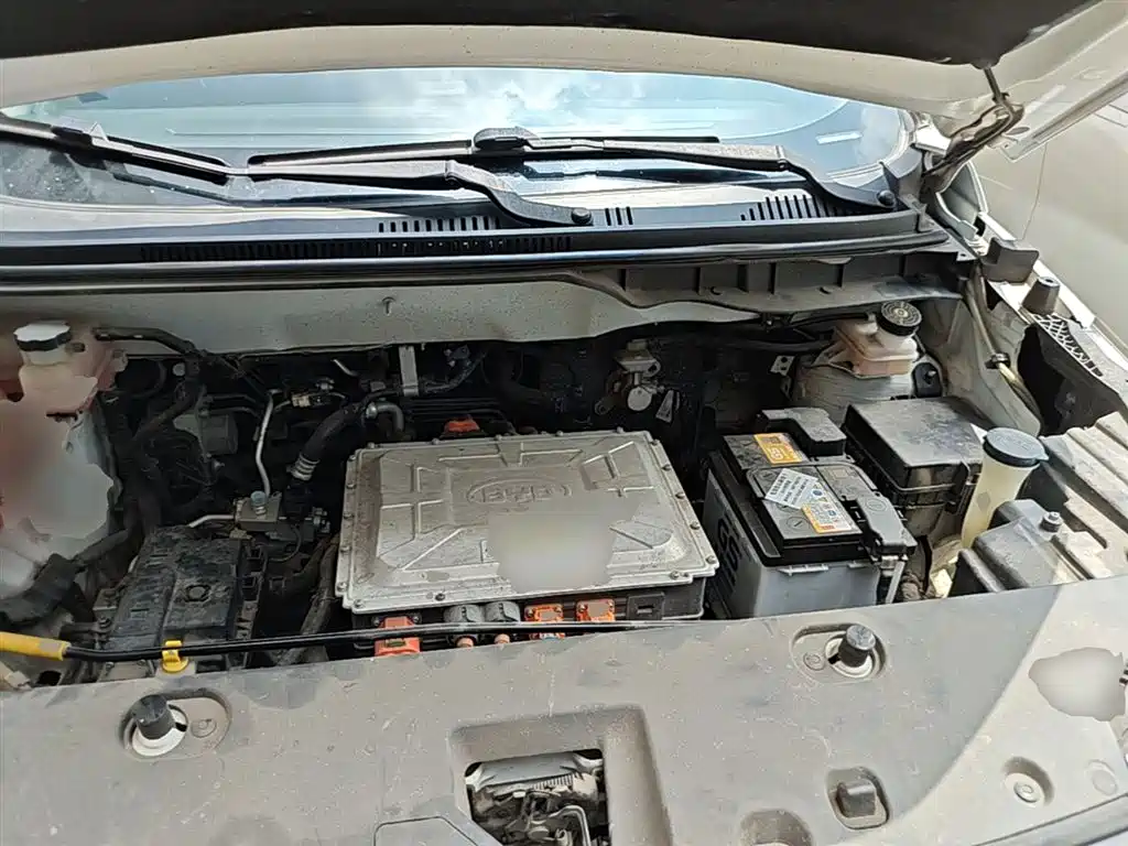 BYD Yuan New Energy 2019 EV360 Smart Connect Edition фото 19
