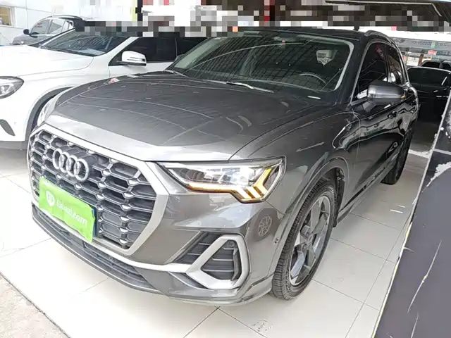 Audi Q3 35 TFSI, Стиль Драйв