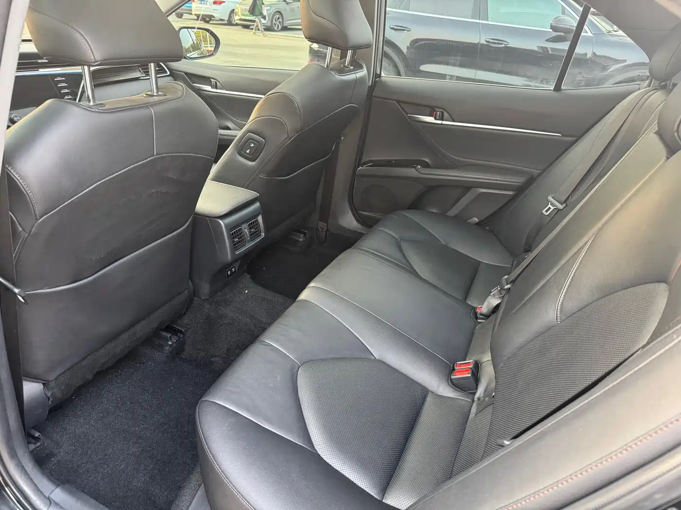 Toyota Camry 2018 2.5G Luxury Edition фото 8