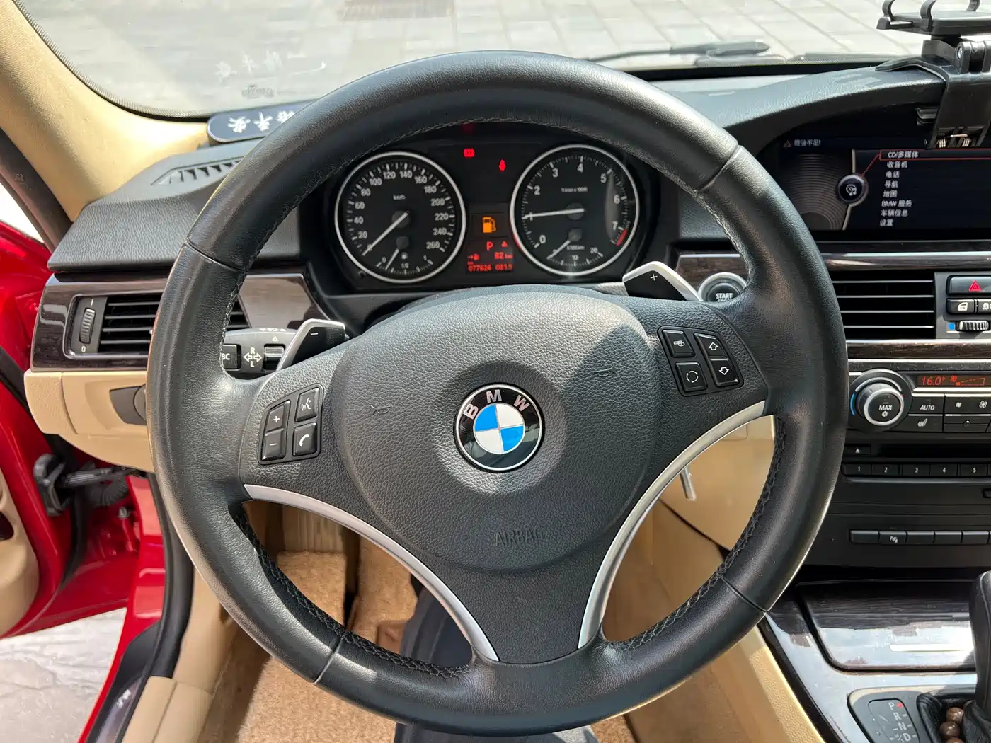 BMW 3 Series 2012 325i Luxury фото 8