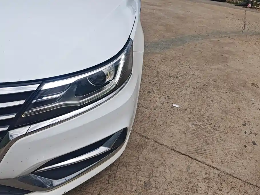 Roewe i6 2019 2020 PLUS 1.6L CVT 4G Connected Glory Flagship Edition