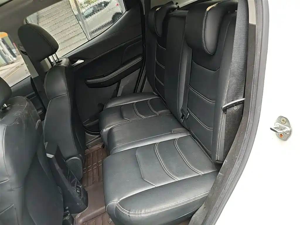 BYD Yuan New Energy 2019 EV360 Smart Connect Edition фото 16
