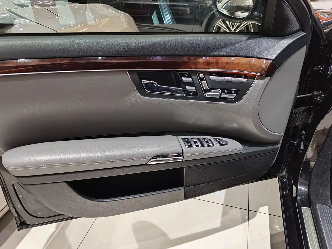 Mercedes-Benz S-Class 2008 S 500 L фото 3