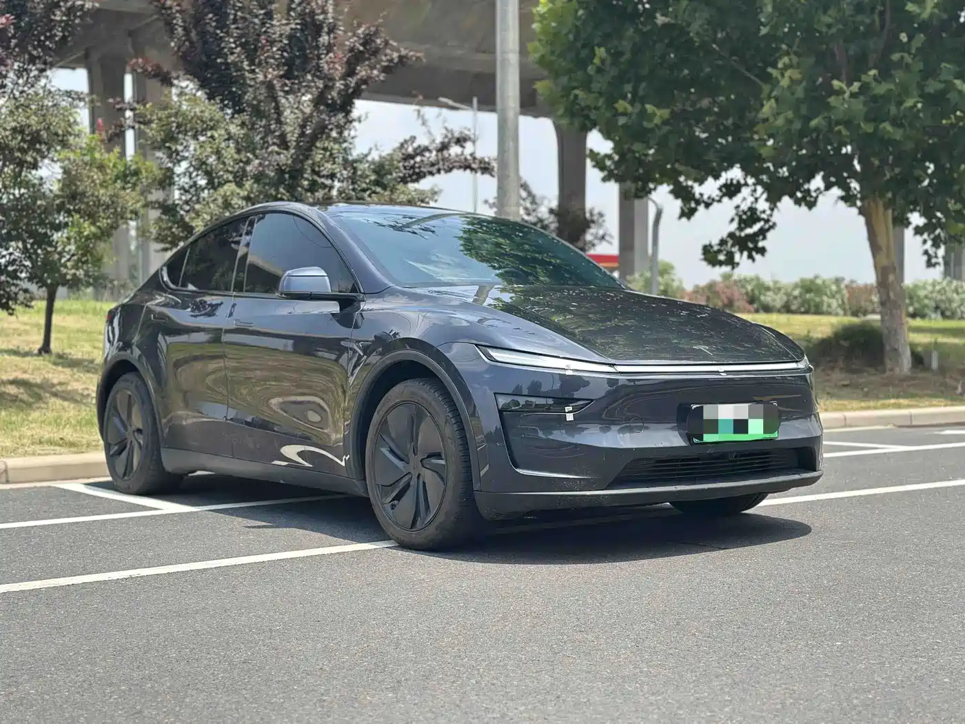Фото 3 - Tesla Model Y