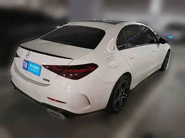 Mercedes-Benz C-Class 2023 Facelift II C 260 L Night Edition — фото 2