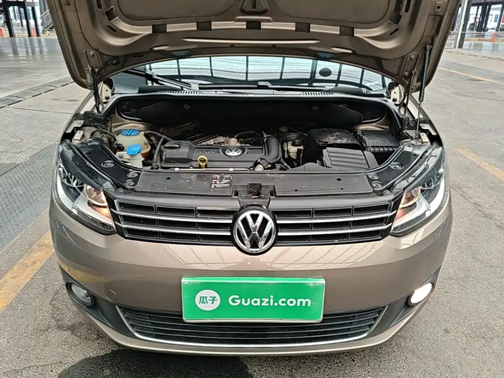 Photo 20 - Volkswagen Touran