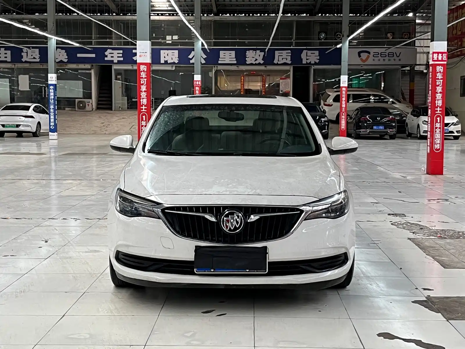 Фото 2 - Buick Excelle
