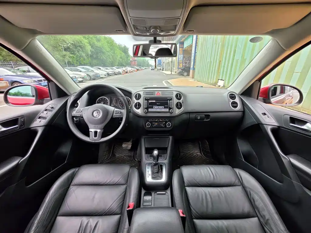 Фото 4 - Volkswagen Tiguan