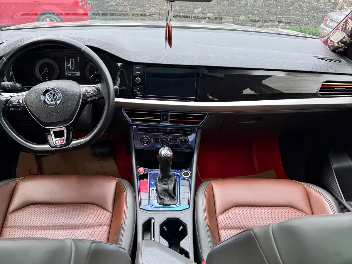 Volkswagen Lavida 2019 280TSI DSG Luxury Edition China VI фото 10
