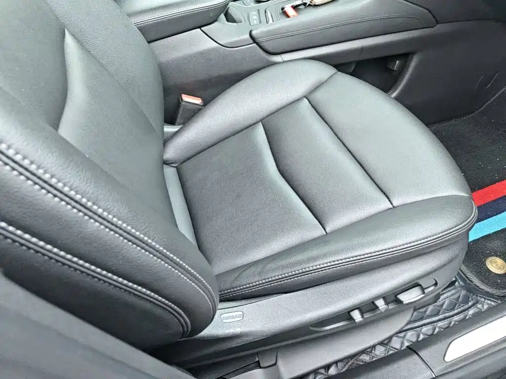 Photo 25 - Cadillac XT5