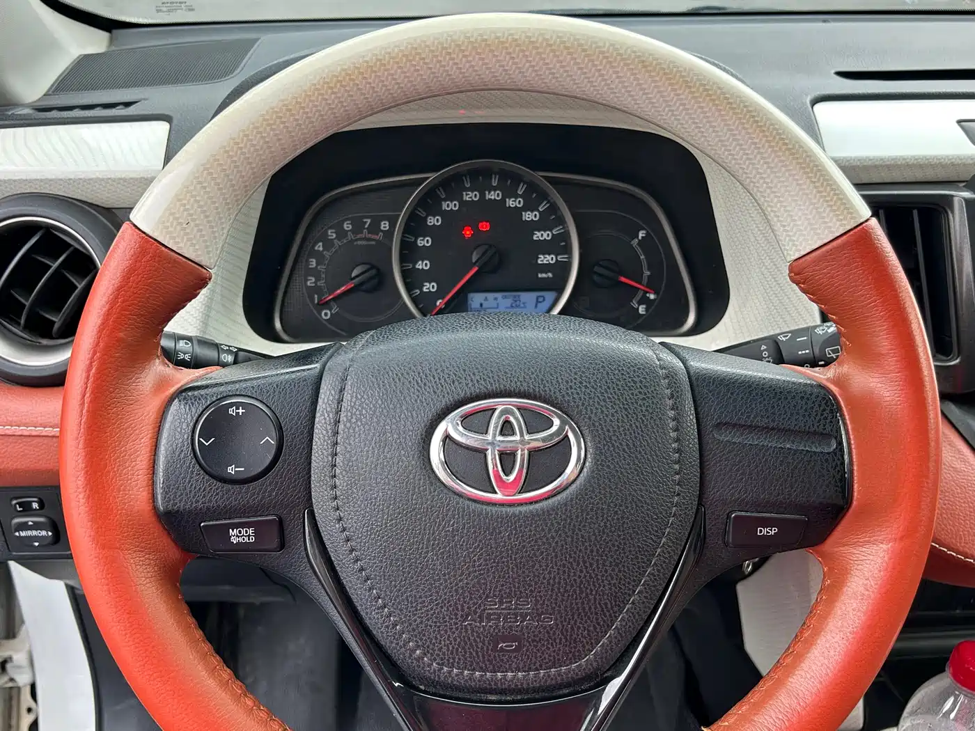 Toyota RAV4 Rongfang 2015 2.0L CVT 2WD Trend Edition фото 12