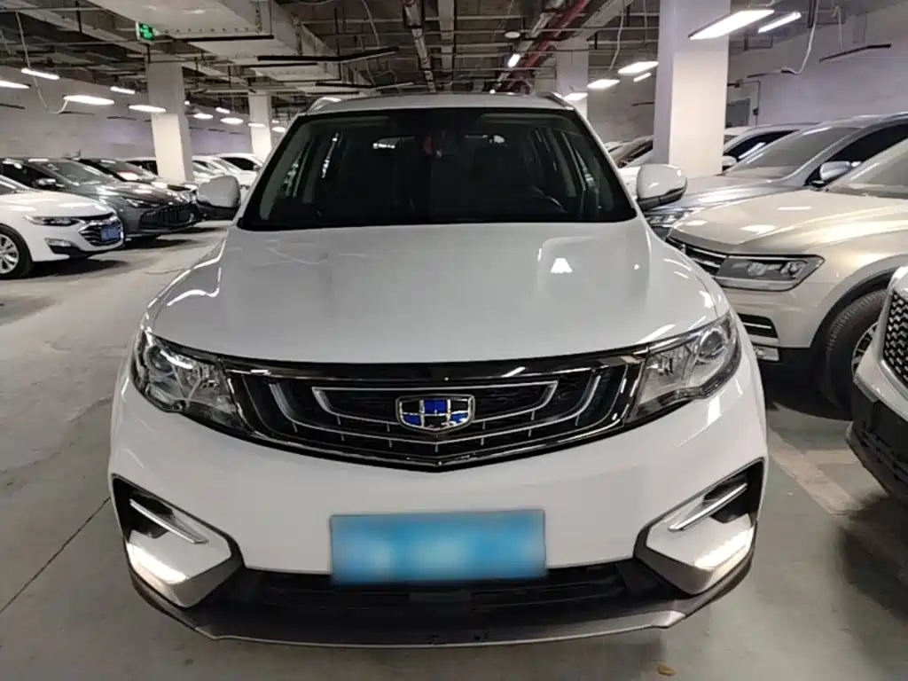 Фото 3 - Geely Boyue