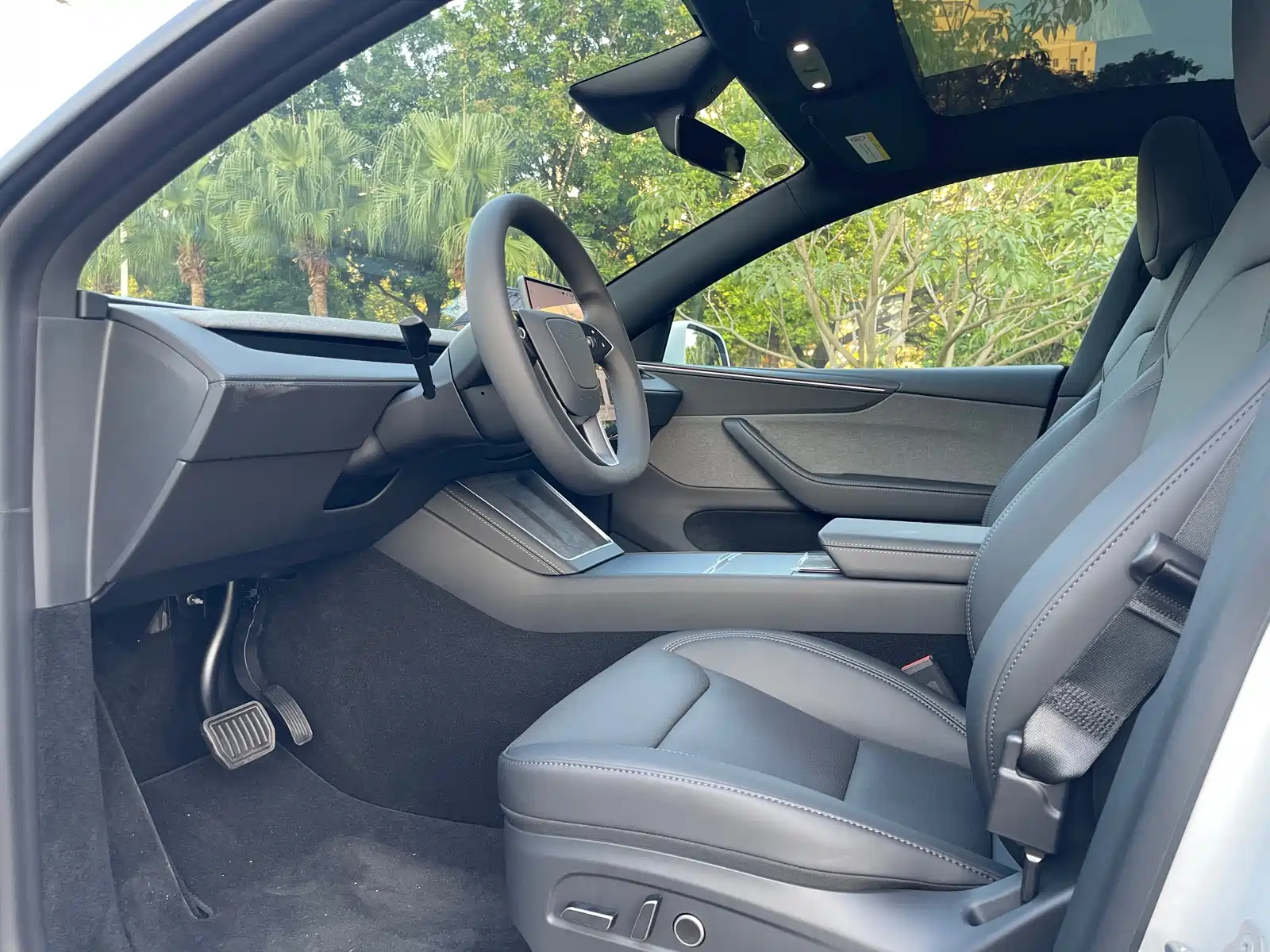 Фото 8 - Tesla Model Y