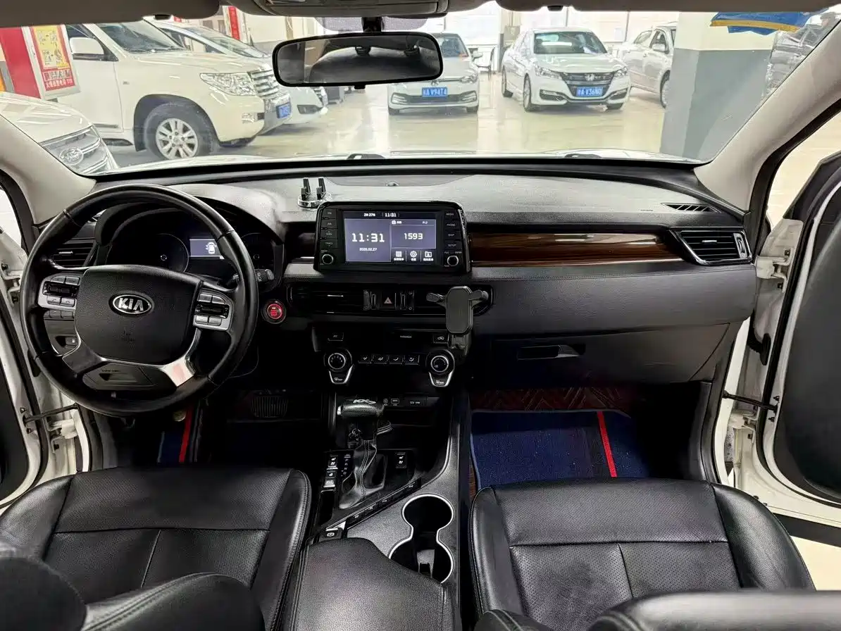 Kia KX7 2017 2.4L Automatic 2WD GLS 5-seater фото 5