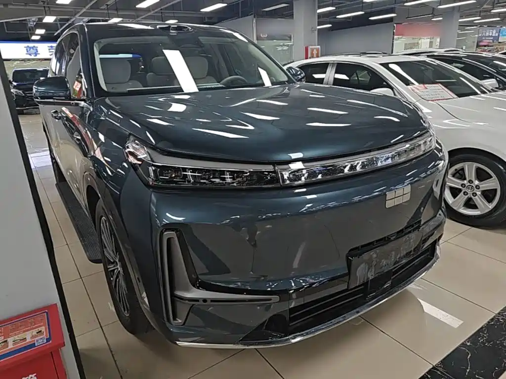 Geely Galaxy Galaxy M9 2025 2025 Model 230km 2WD Explorer+ Edition