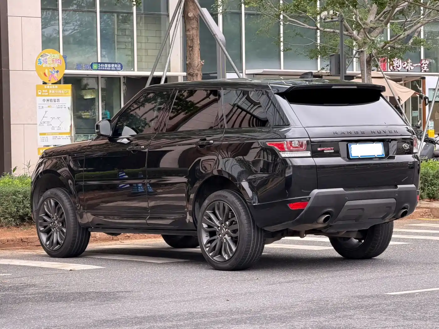 Land Rover Range Rover Sport 2017 3.0 SC V6 HSE DYNAMIC фото 3