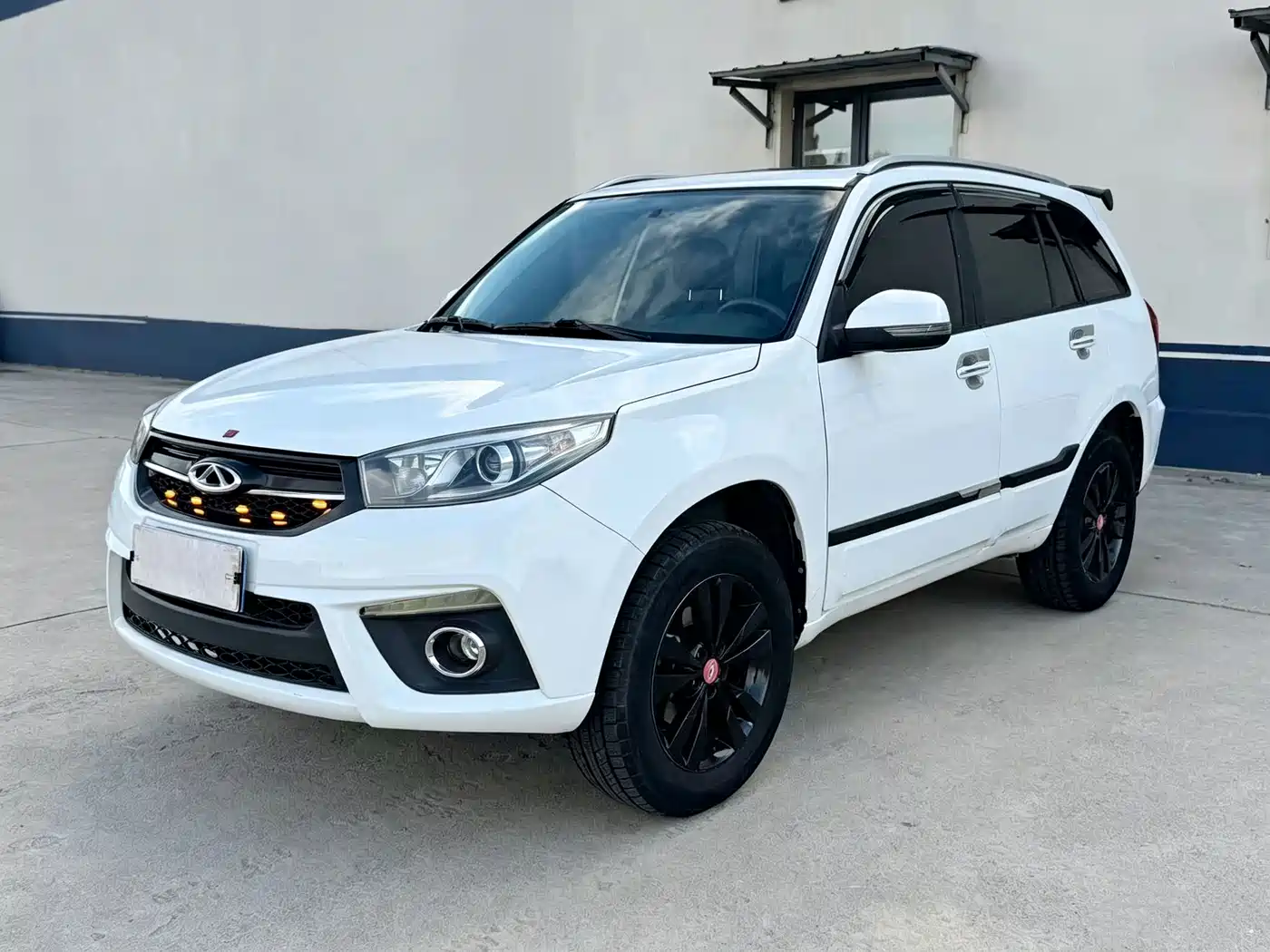 Chery Tiggo 3 2016 2016 1.6L CVT Smart Edition