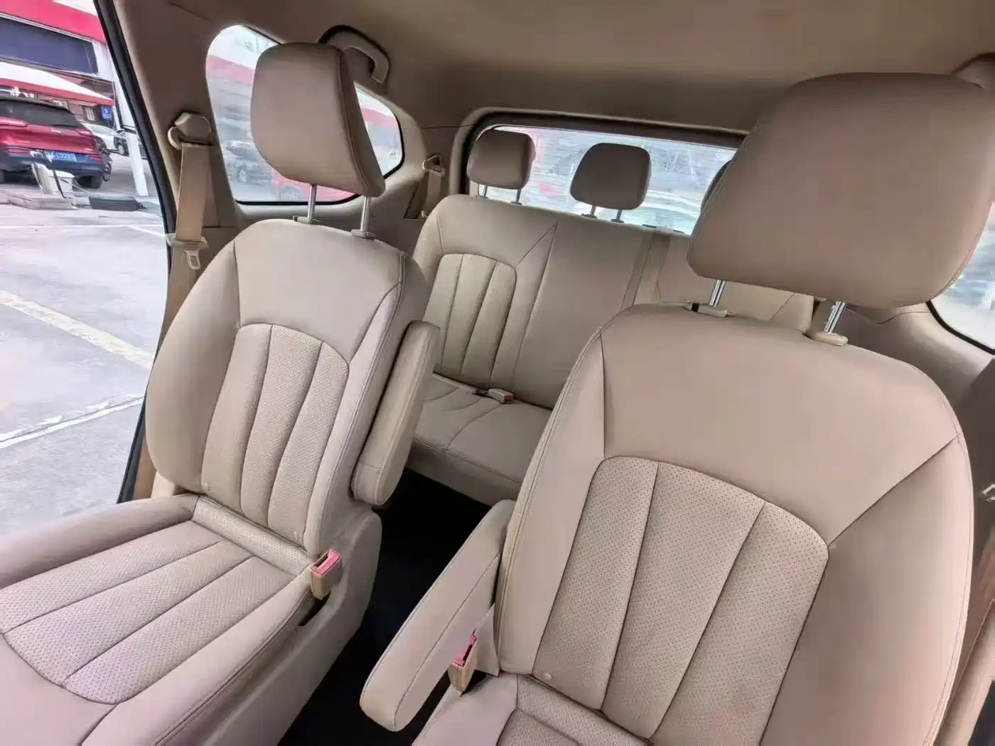 Фото 6 - Baojun 730