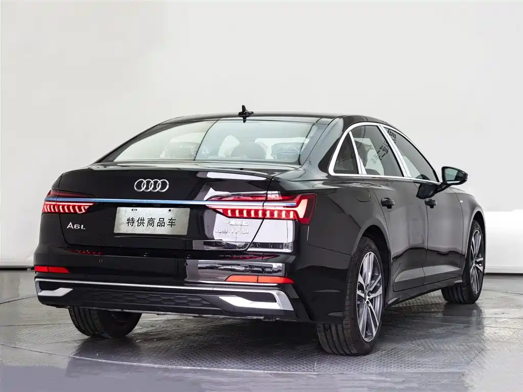 Audi A6L 2026 Model Year 40 TFSI Luxury Dynamic фото 4