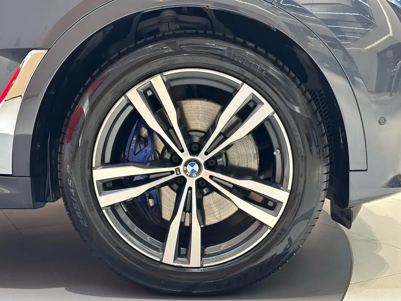 BMW X7 2020 xDrive40i Premium M Sport Package фото 5