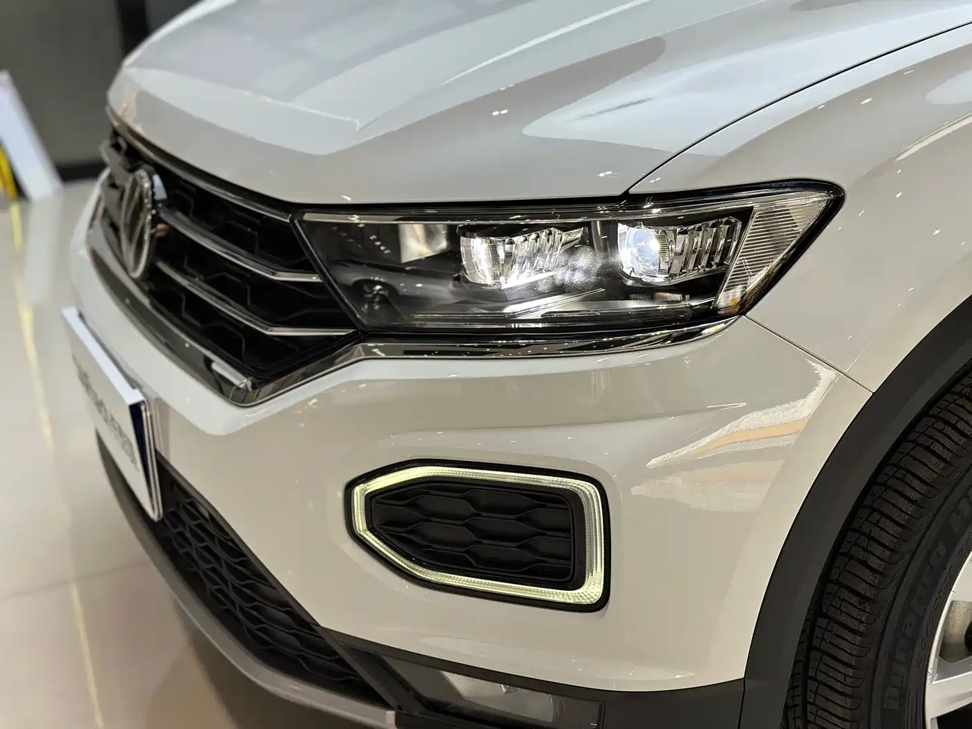 VOLKSWAGEN T ROC EXPLORING SONGS