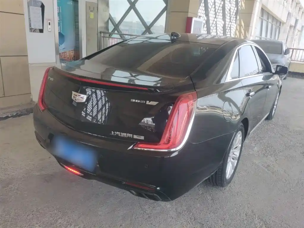 Cadillac XTS 2018 28T Elite фото 7