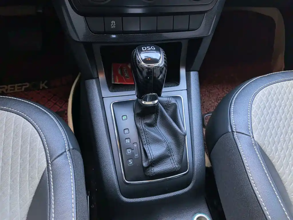 Škoda Yeti 2016 1.4TSI DSG Forward Edition фото 10