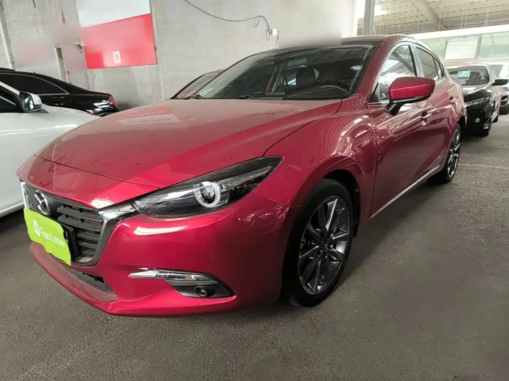 Фото 1 - Mazda Mazda3 Axela