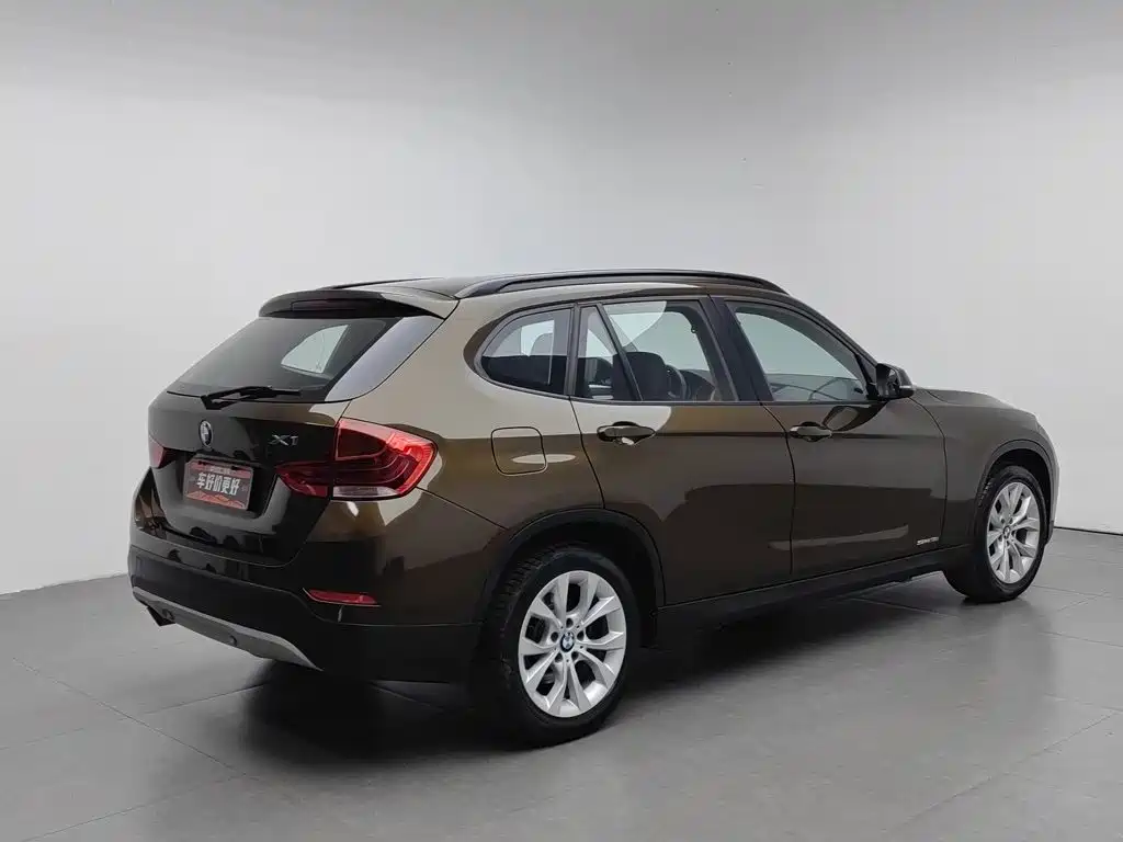 BMW X1 2013 2013 sDrive18i Fashion