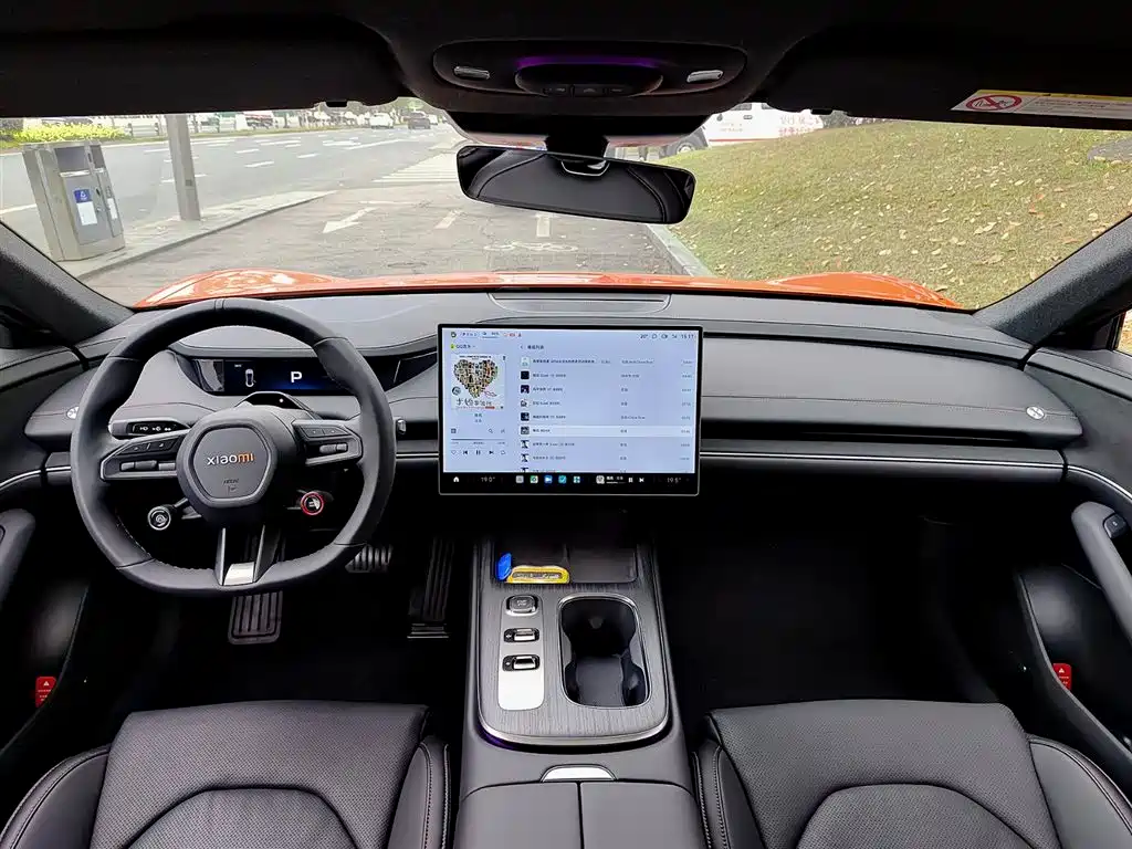 XIAOMI CAR XIAOMI SU7