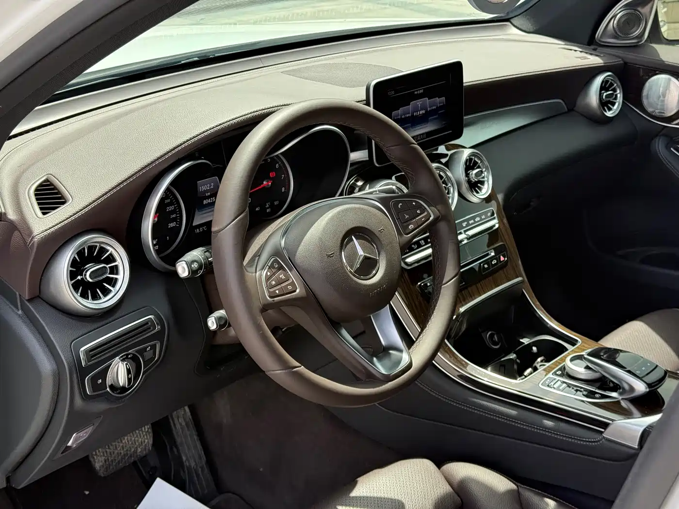 Mercedes-Benz GLC 2016 GLC 260 4MATIC Dynamic фото 5