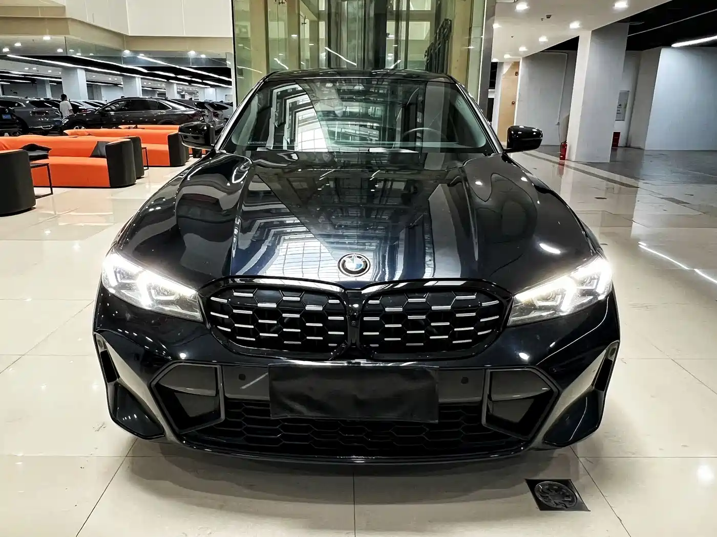Фото 2 - BMW 3 Series