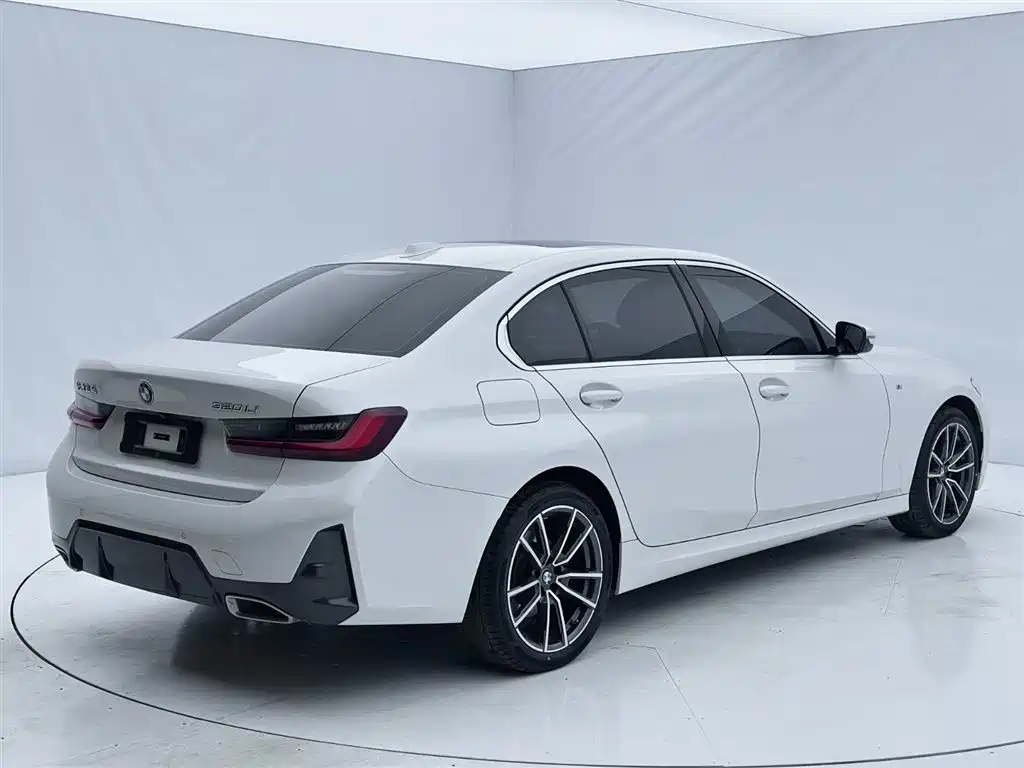 BMW 3 Series 2023 320Li M Sport Package фото 8