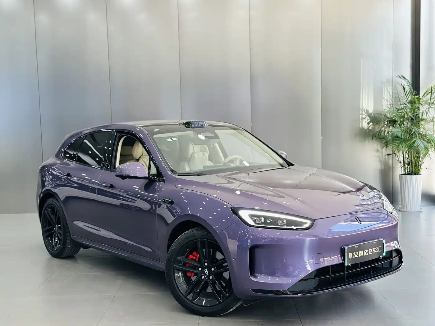 AITO Wenjie AITO M5 2025 Extended Range Ultra AWD фото 3