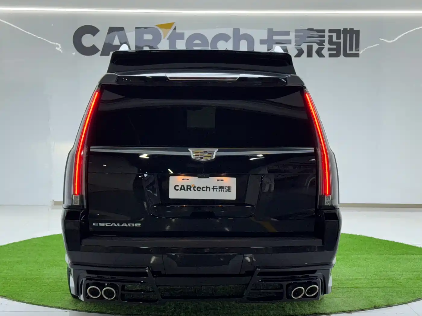 Cadillac Escalade 2017 6.2L ESV Platinum Extended фото 8
