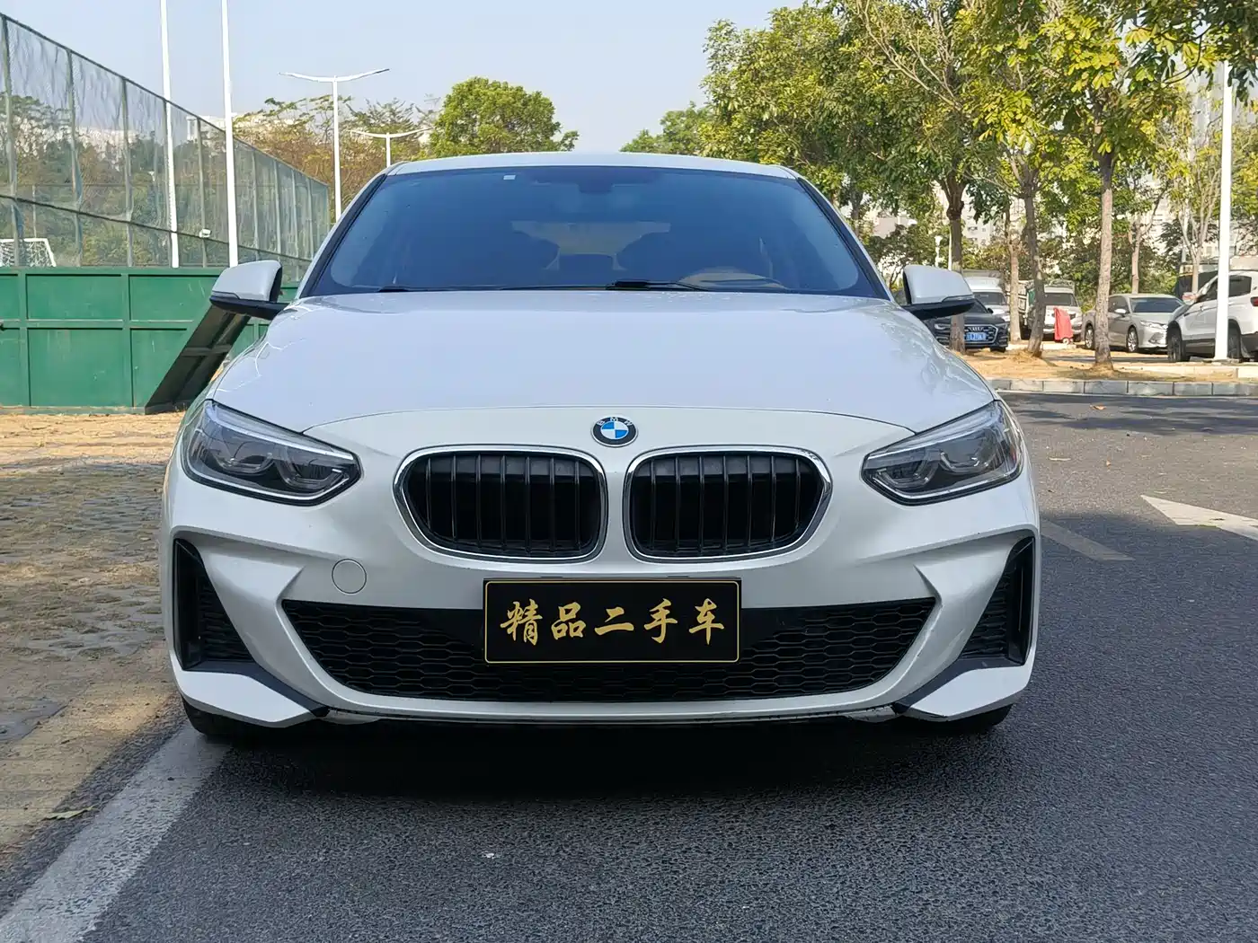 BMW 1 SERIES