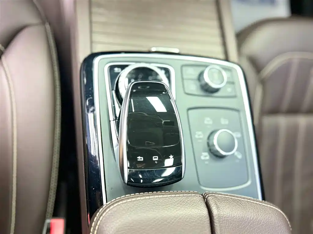 Mercedes-Benz GLS 2016 GLS 400 4MATIC Dynamic фото 10