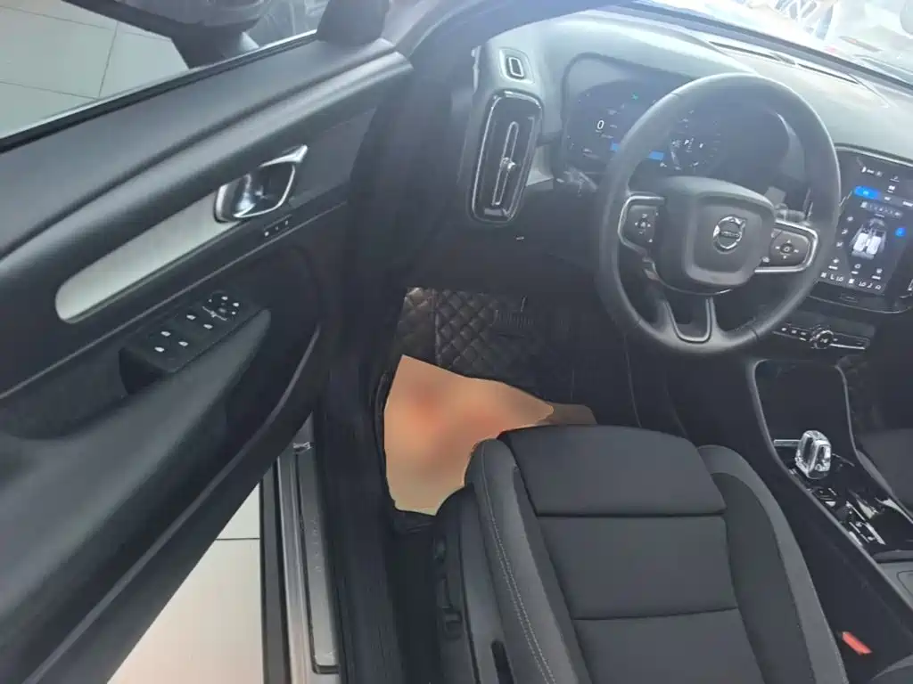 Volvo XC40 2024 2024 B3 Smart Elite Luxury Edition