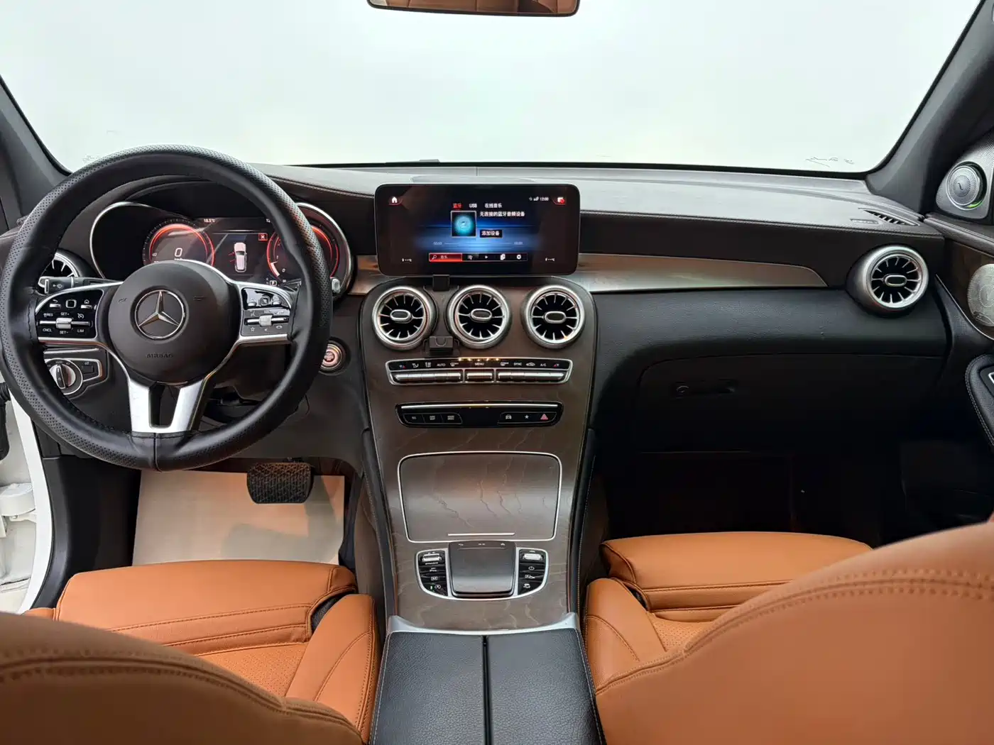 Mercedes-Benz GLC 2020 GLC 260 L 4MATIC Luxury фото 6