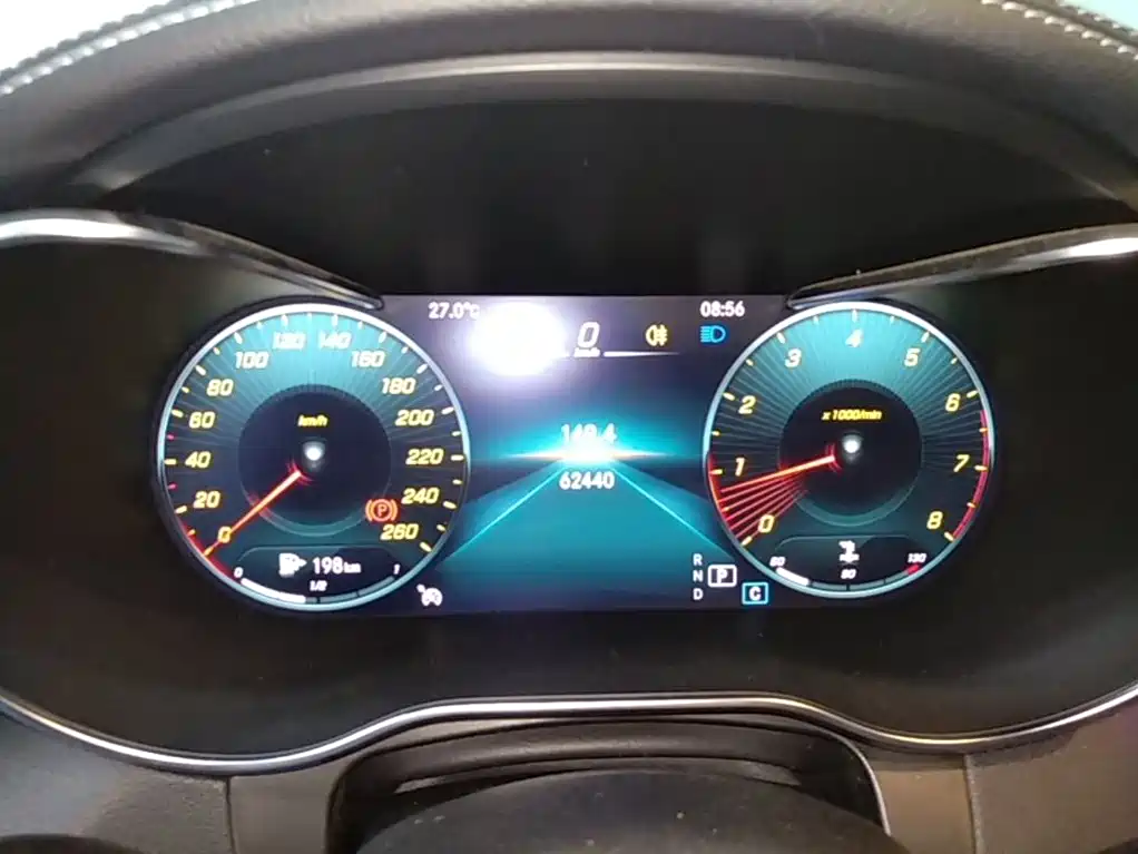 MERCEDES-BENZ GLC