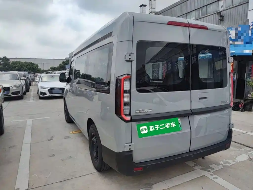 Yuan Cheng Farizon Super VAN 2025 2025 Journey Edition Action Pack 68kWh