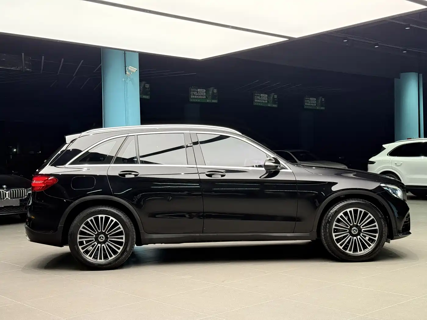 Mercedes-Benz GLC 2018 Facelift GLC 260 4MATIC Dynamic фото 4