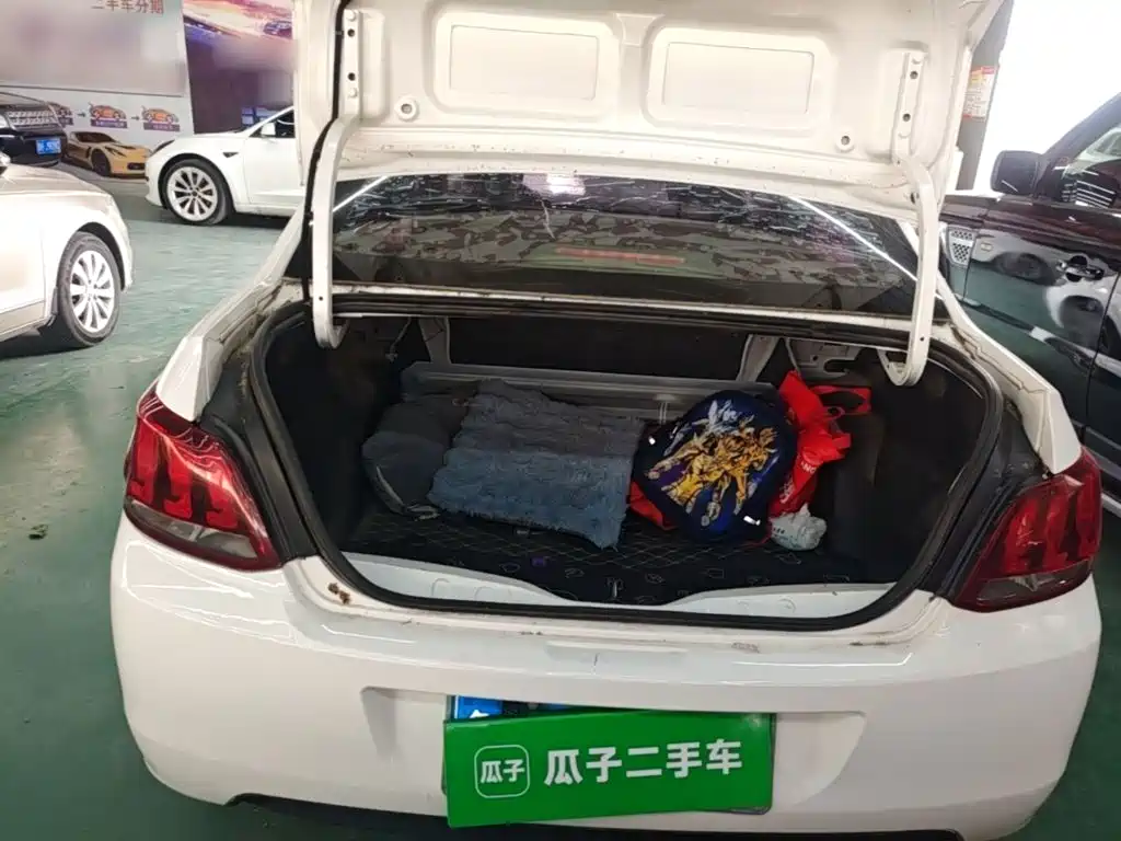 Peugeot 301 2018 2018 1.6L Manual Comfort Edition