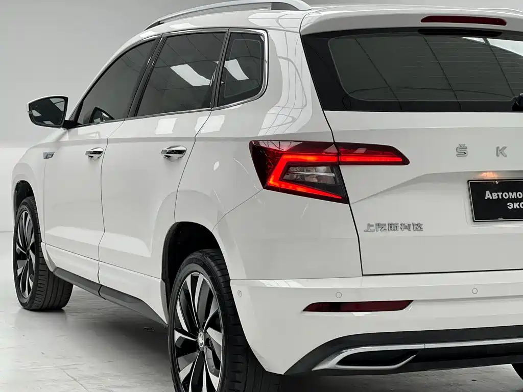 Photo 7 - Škoda Karoq