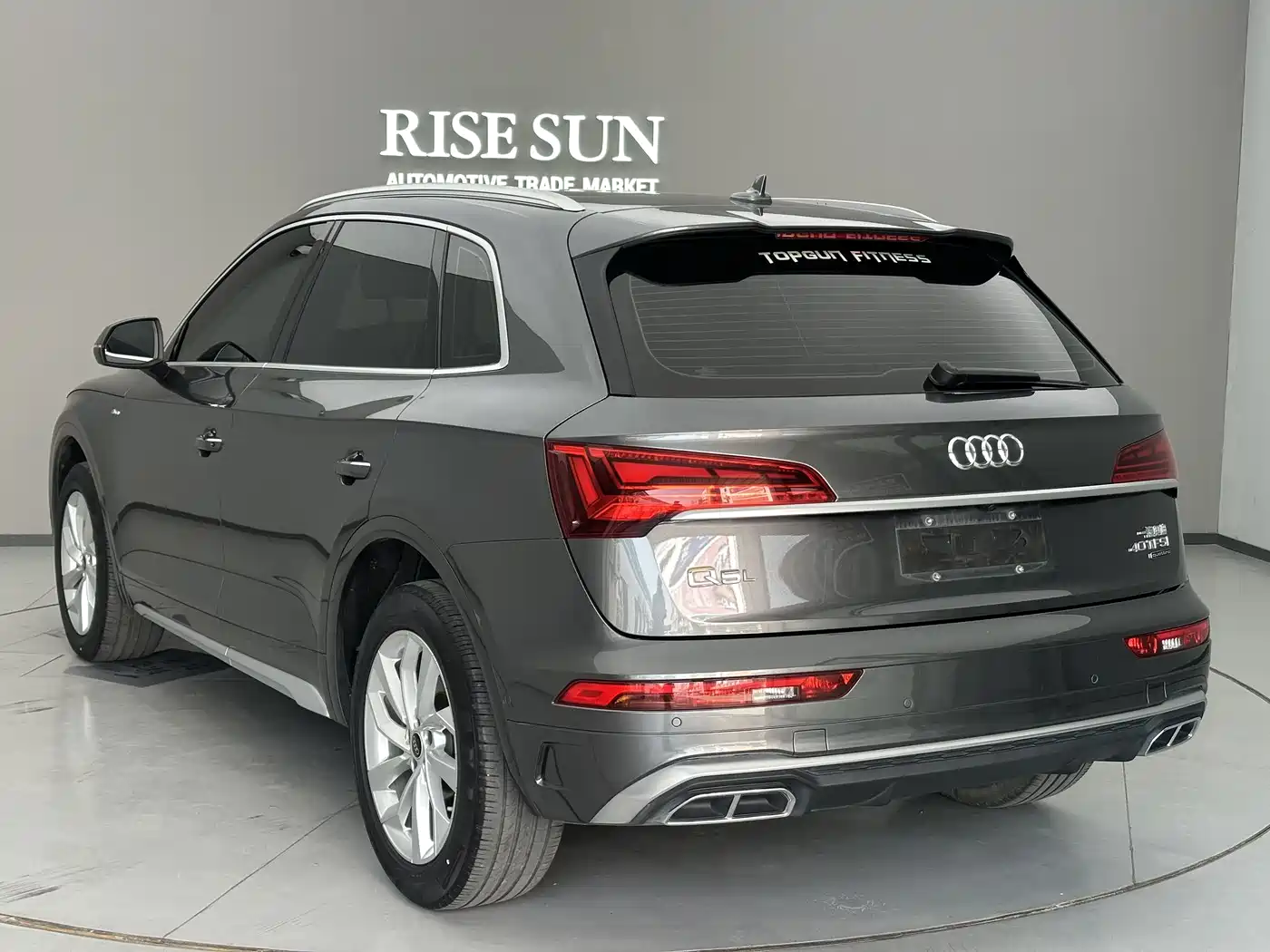 Audi Q5L 2022 40T Luxury Dynamic фото 3