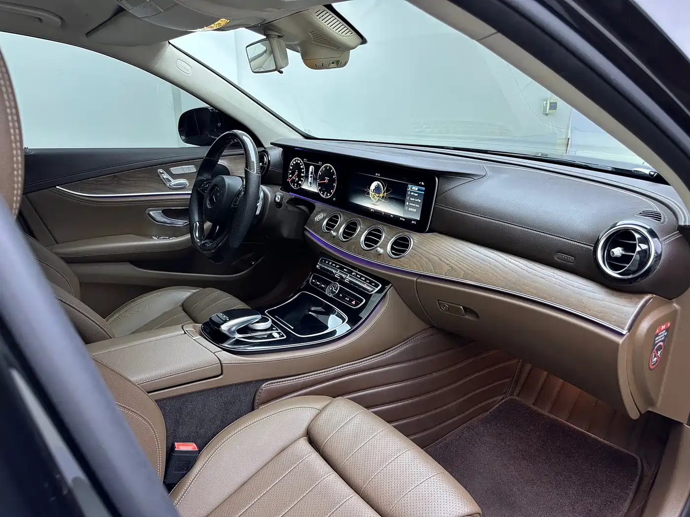 Mercedes-Benz E-Class 2016 E 200 L фото 13